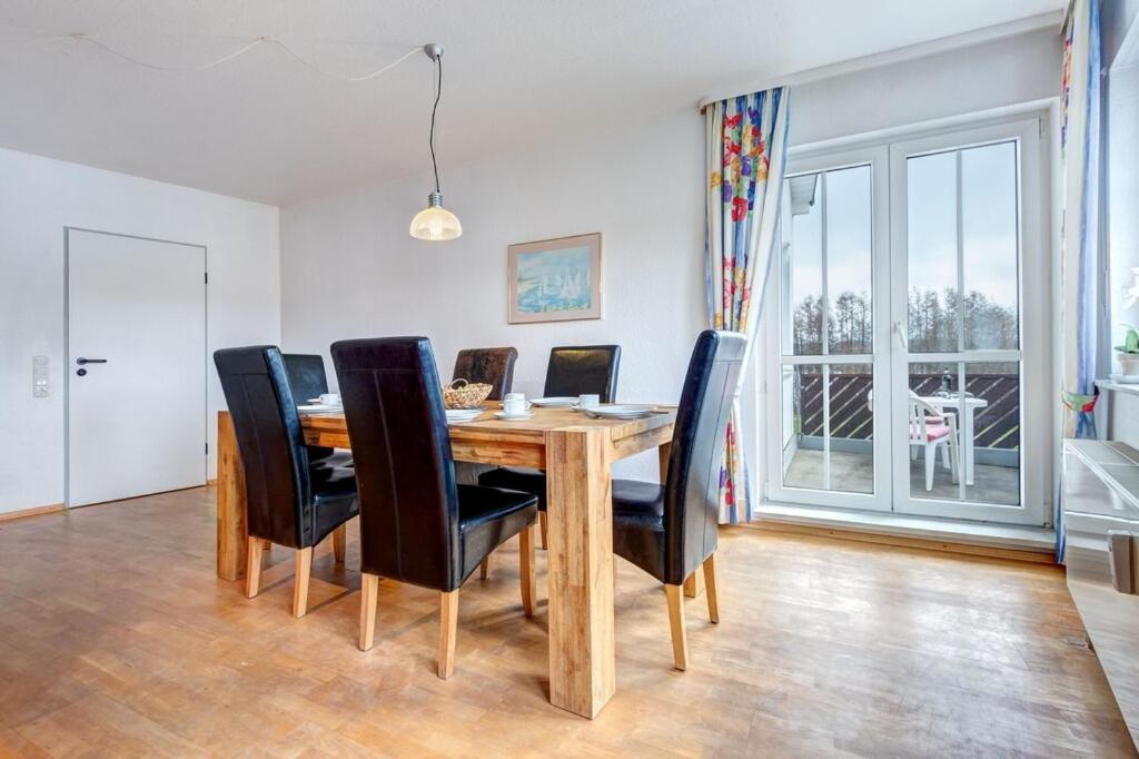 Grosse Schoene 3 Zimmer Ferienwohnung - 100 Qm - In Strandnaehe Fuer 6 Personen!! Heringsdorf  Extérieur photo